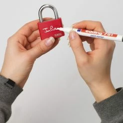 Abus Hængelås Aluminium T65AL/40 Rød 19 Abus Hængelås Aluminium T65AL/40 Rød -BROOKS Sadel Butik abus haengelaas aluminium t65al40 roed 4